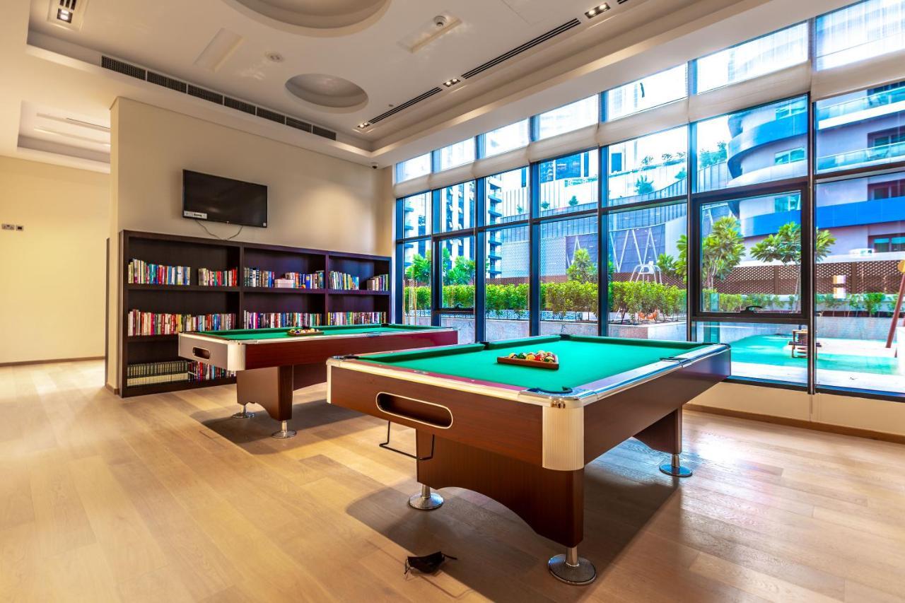 Fam Living - Rp Heights - 3 Mins Walk To Burj Khalifa & Dubai Mall Downtown دبي المظهر الخارجي الصورة