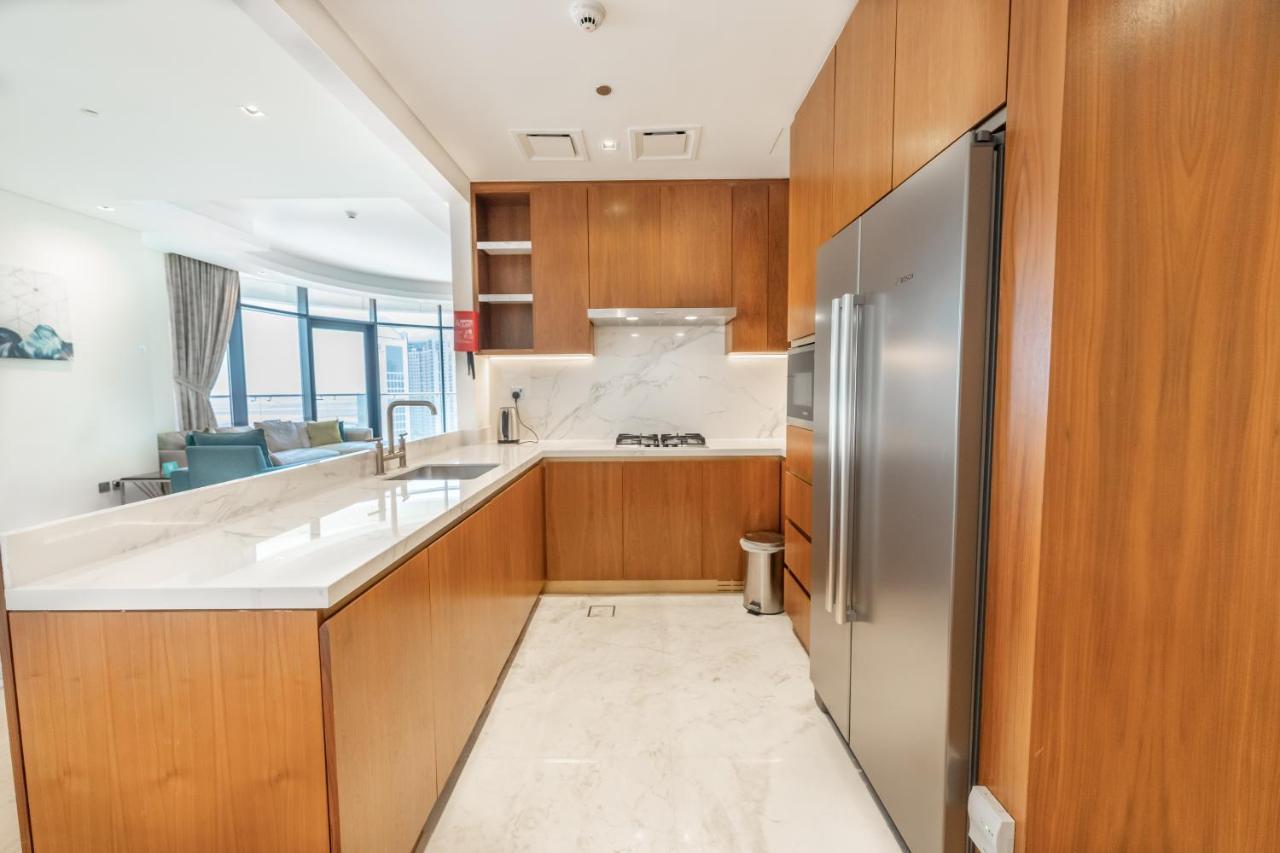 Fam Living - Rp Heights - 3 Mins Walk To Burj Khalifa & Dubai Mall Downtown دبي المظهر الخارجي الصورة
