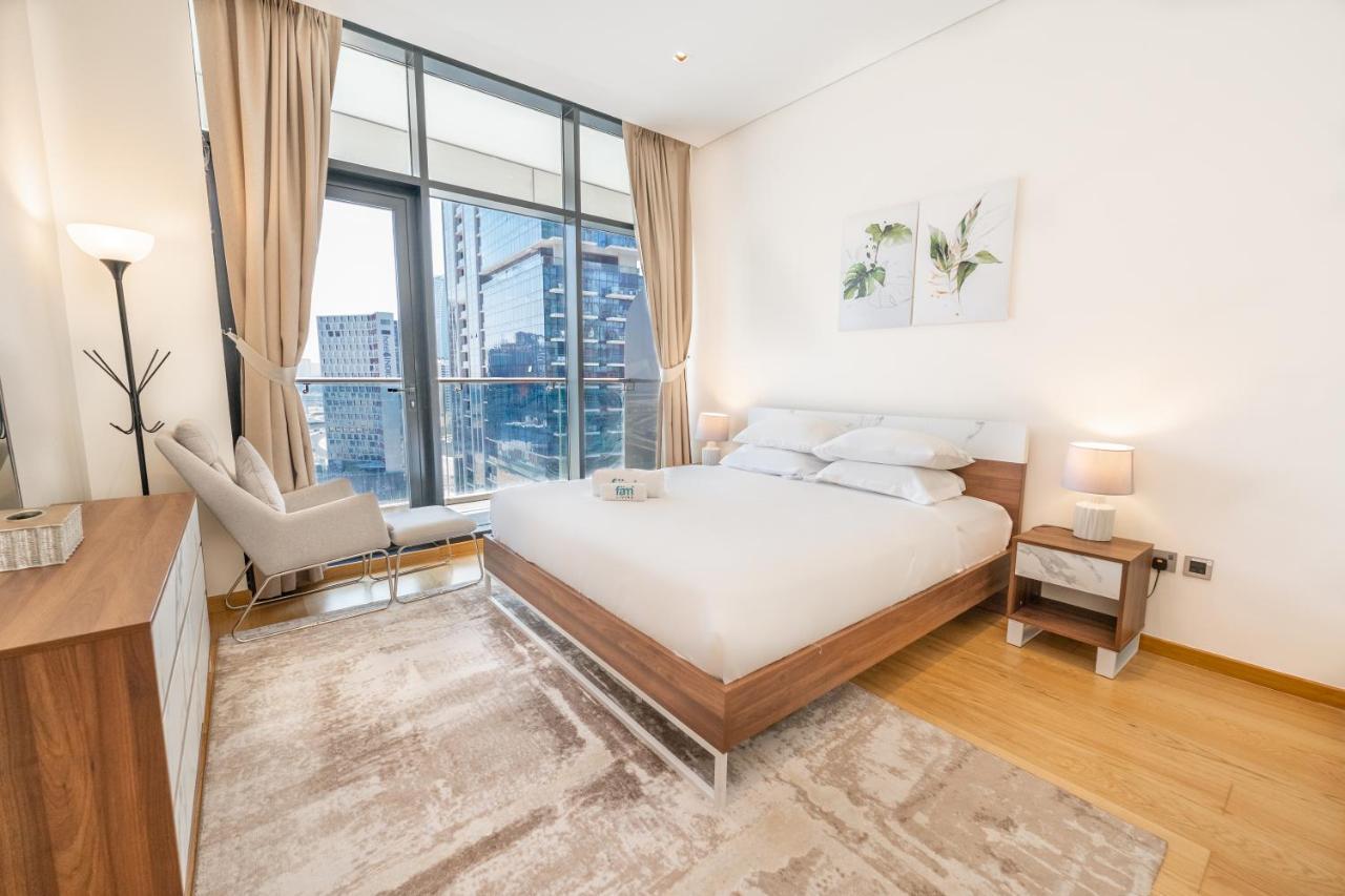 Fam Living - Rp Heights - 3 Mins Walk To Burj Khalifa & Dubai Mall Downtown دبي المظهر الخارجي الصورة