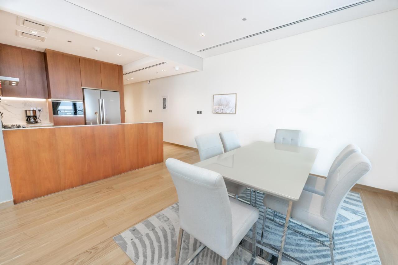 Fam Living - Rp Heights - 3 Mins Walk To Burj Khalifa & Dubai Mall Downtown دبي المظهر الخارجي الصورة