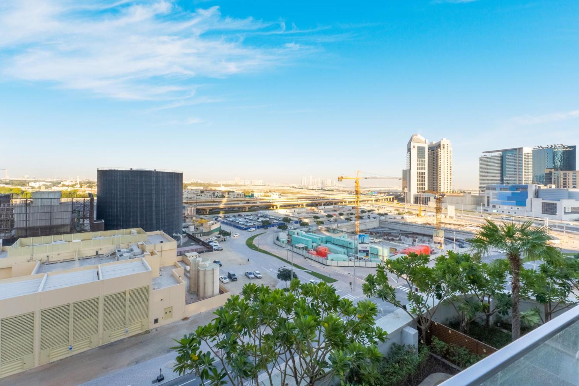 Fam Living - Rp Heights - 3 Mins Walk To Burj Khalifa & Dubai Mall Downtown دبي المظهر الخارجي الصورة