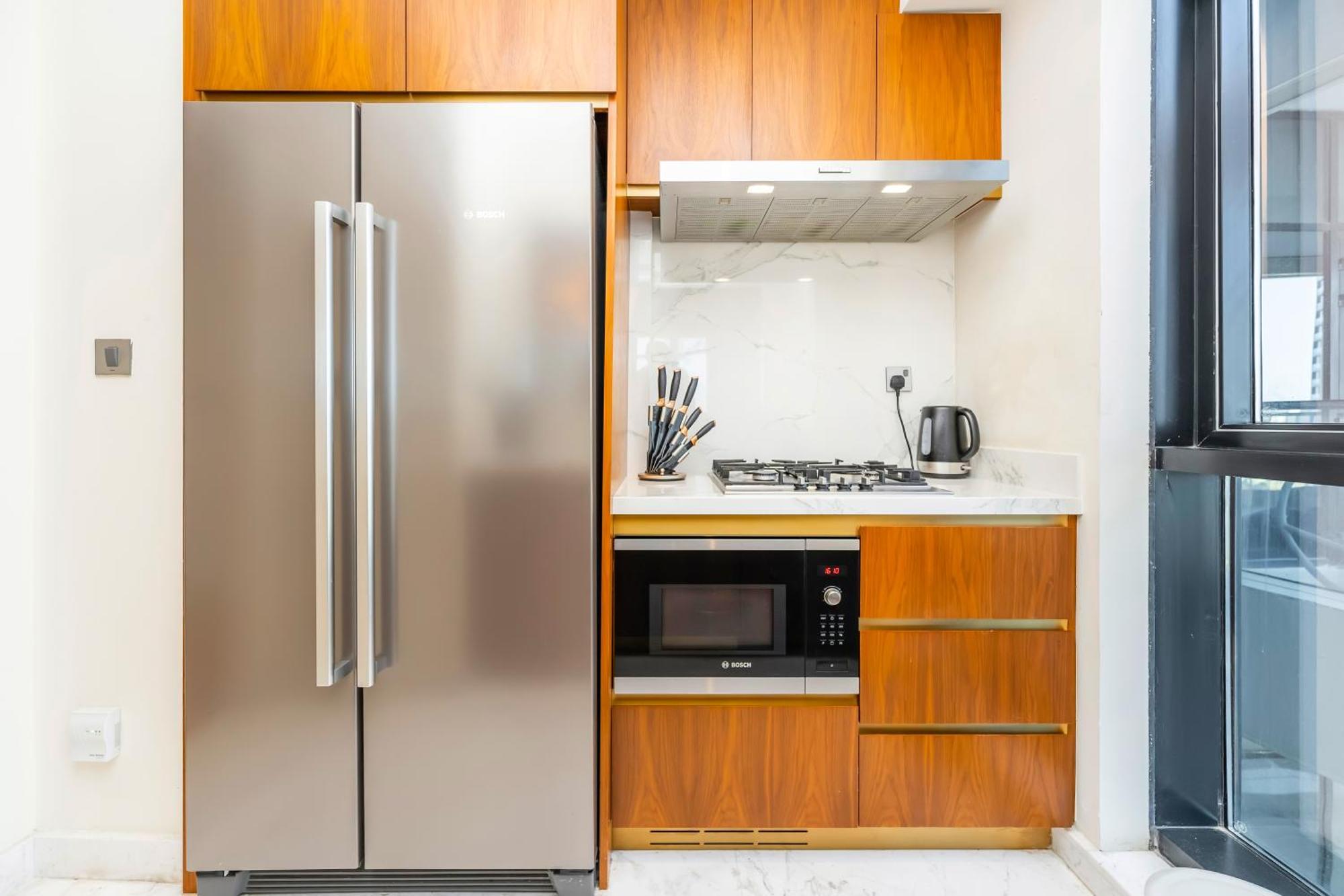 Fam Living - Rp Heights - 3 Mins Walk To Burj Khalifa & Dubai Mall Downtown دبي المظهر الخارجي الصورة