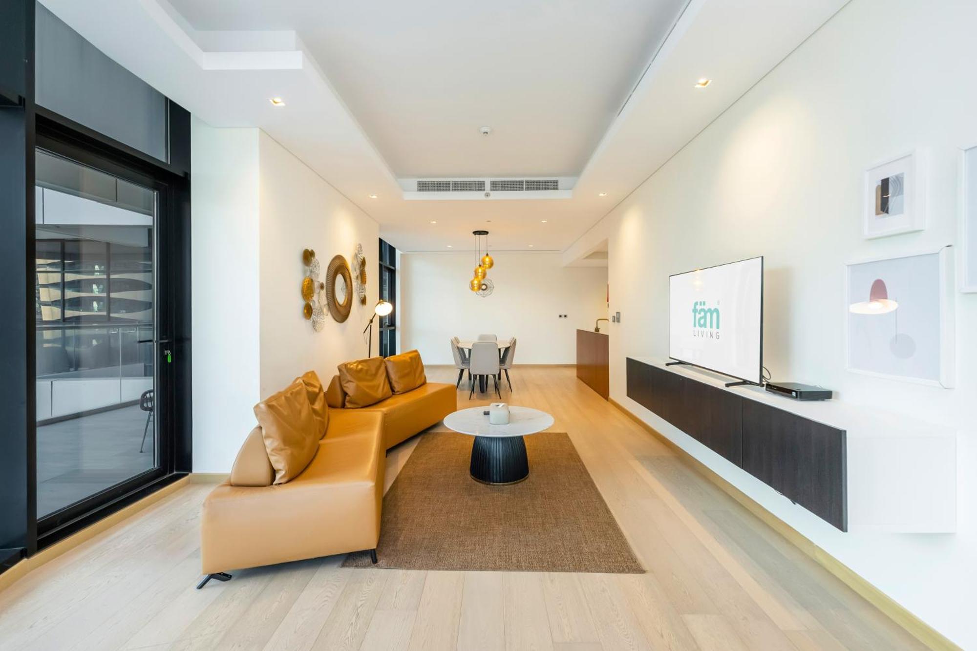 Fam Living - Rp Heights - 3 Mins Walk To Burj Khalifa & Dubai Mall Downtown دبي المظهر الخارجي الصورة
